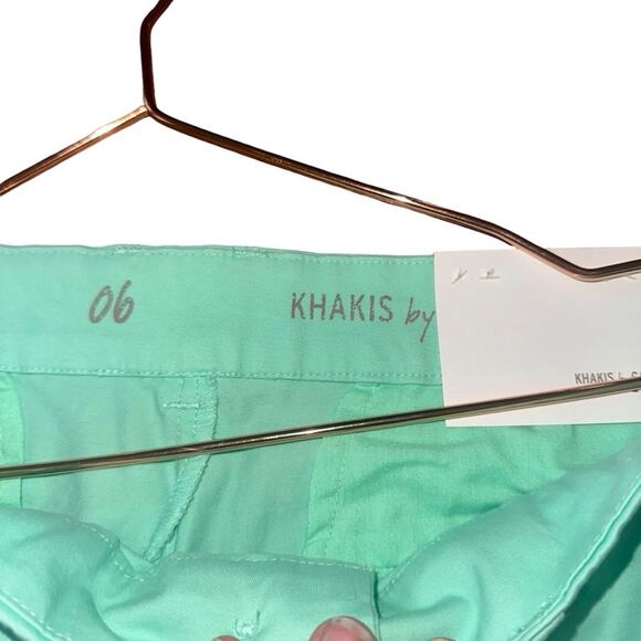 Khakis by GAP Boyfriend Roll Up  Mint Green Shorts 6 new with tag - Picture 2 of 8